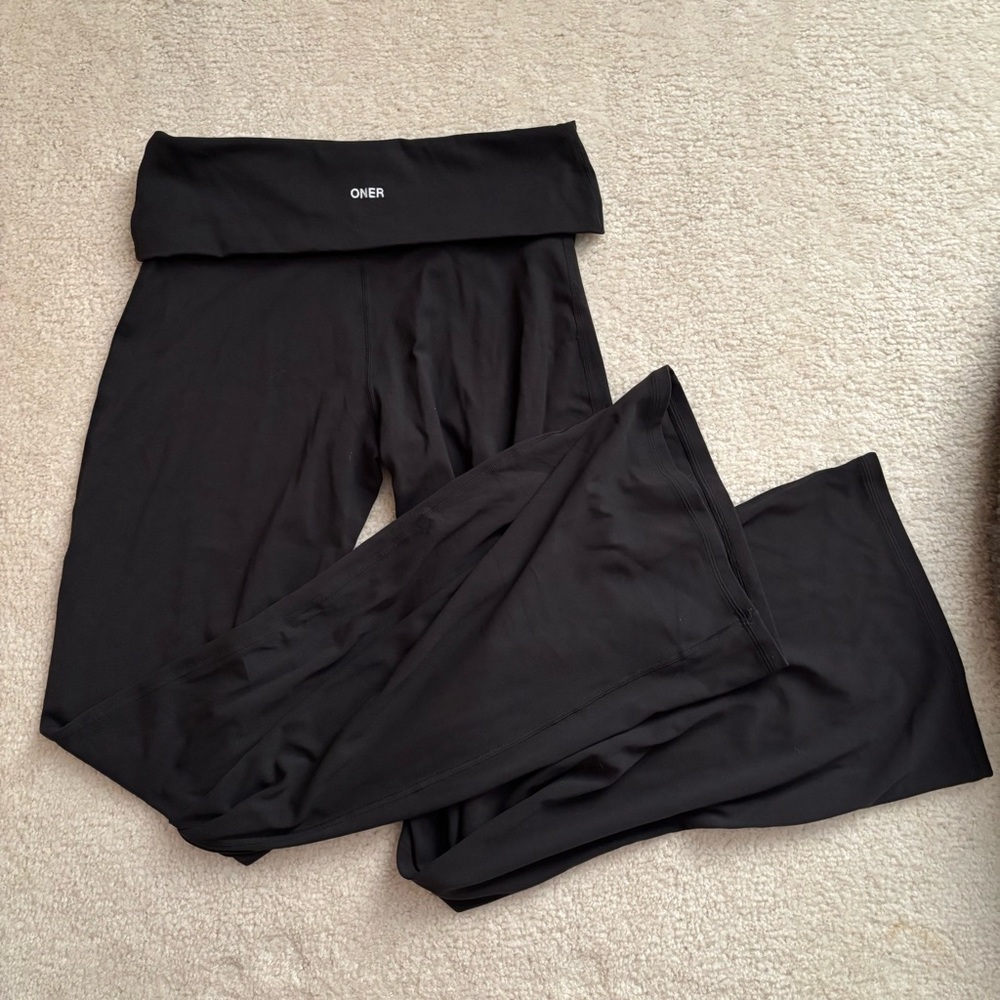 Oner Active fold over straight leg pants - soft black - SMALL reg length